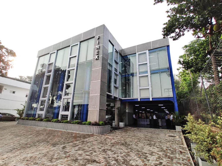 Constriction of 25,650 ft2 office building with G+2 Levels for Finex Engineering